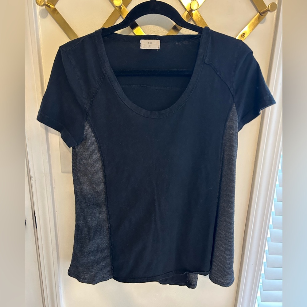 Black anthropology tee with grey ribbed side detail